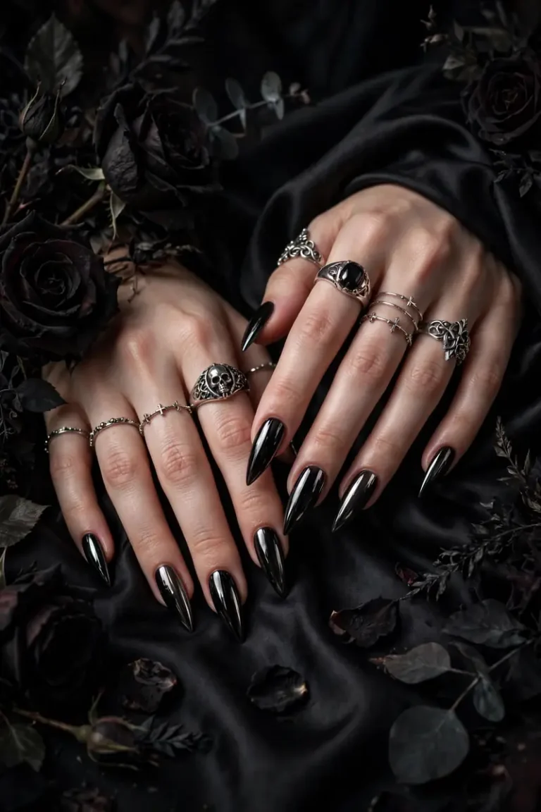 25 Gothic Chrome Nails for a Dark Glam Manicure