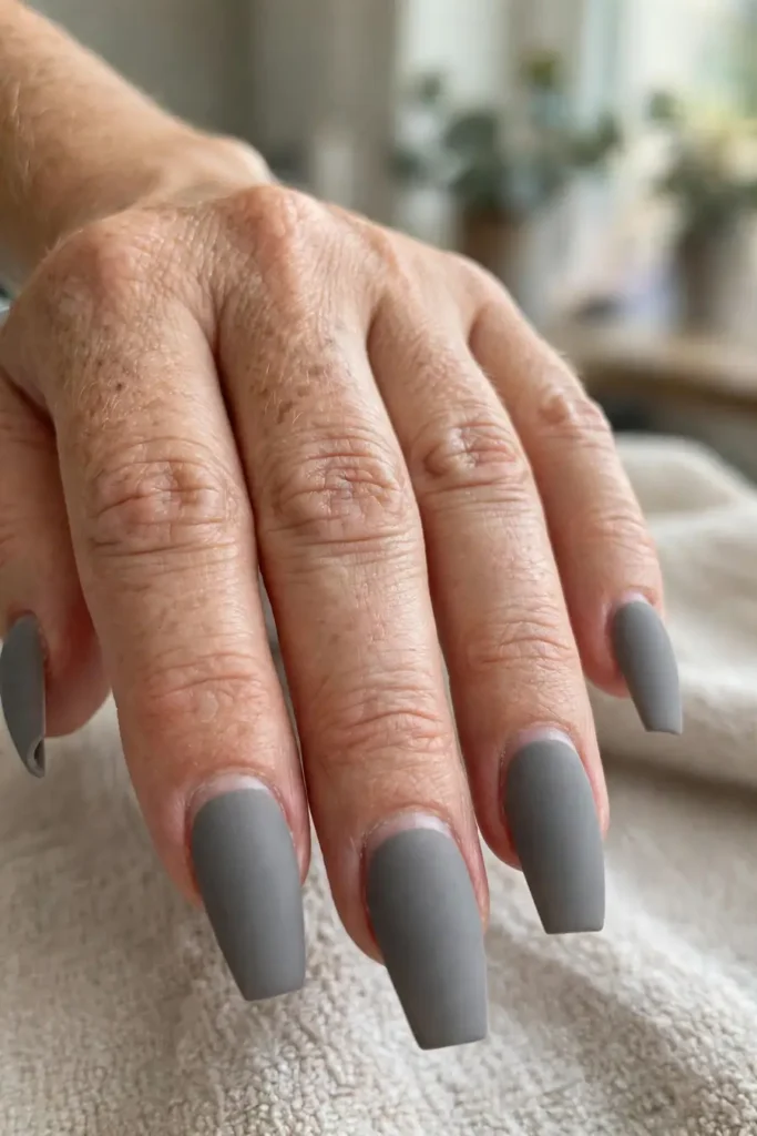 Matte gray coffin nails